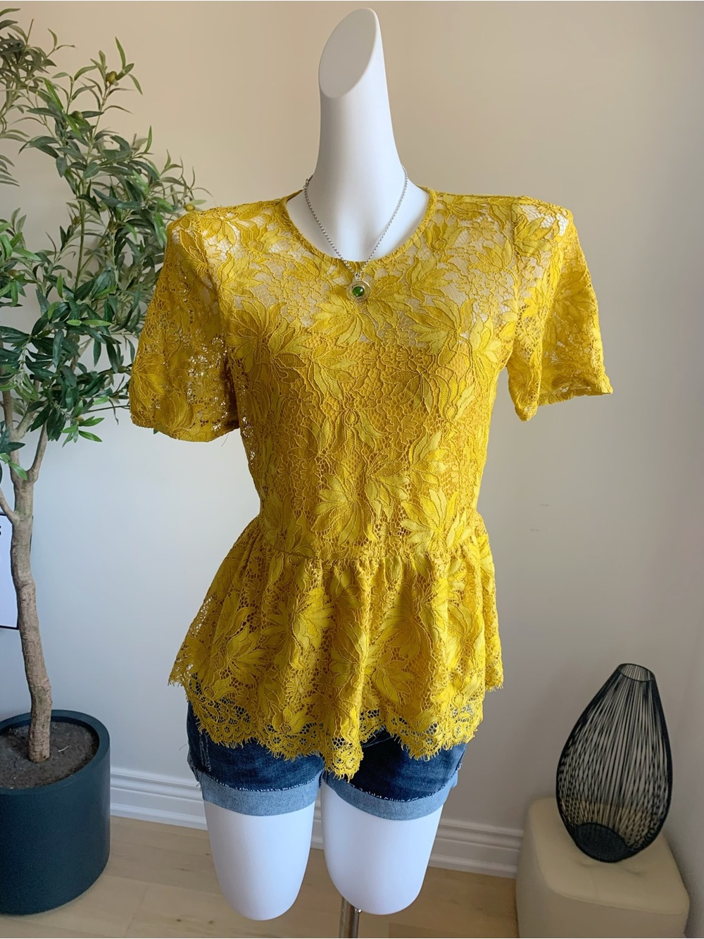 ZARA Yellow Floral Lace Peplum Top XS
